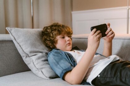 How much screen time affects our children's education